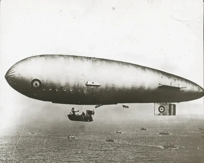 Framed Print : SS. Z type airship on convoy Framed Print : SS. Z type airship on convoy