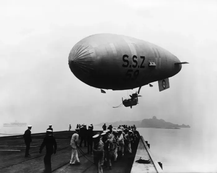 Framed Print : Ssz59 Airship Flying Towards a Ship for Landing Framed Print : Ssz59 Airship Flying Towards a Ship for Landing