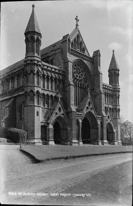 Framed Print : St. Albans Abbey - West Front Framed Print : St. Albans Abbey - West Front