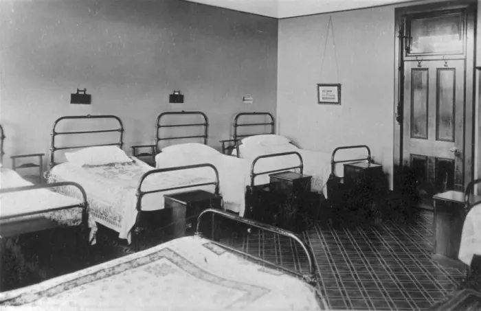 Framed Print : St Andrews Police Convalescent Home, Harrogate - Dormitory Framed Print : St Andrews Police Convalescent Home, Harrogate - Dormitory