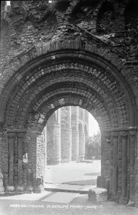 Framed Print : St. Botolph's Priory Archway Framed Print : St. Botolph's Priory Archway