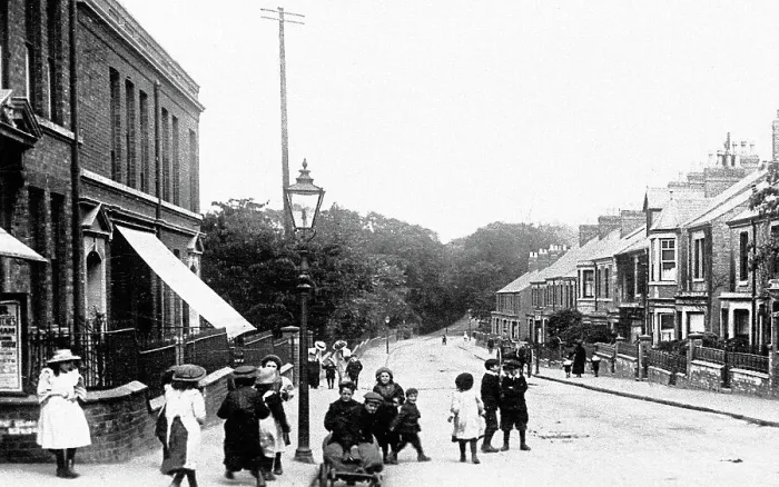 Framed Print : St Catherine's Road, Grantham Framed Print : St Catherine's Road, Grantham