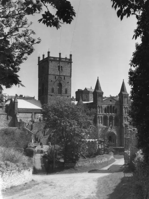 Framed Print : St. Davids Cathedral Framed Print : St. Davids Cathedral
