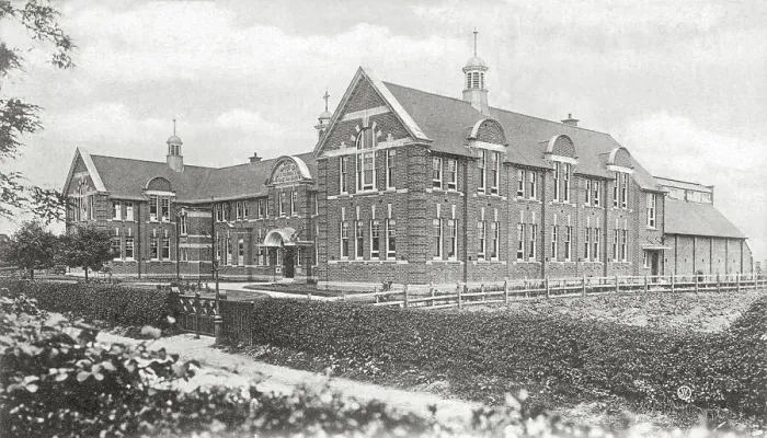 Framed Print : St Edward's Home for Boys, Coleshill, Warwickshire Framed Print : St Edward's Home for Boys, Coleshill, Warwickshire
