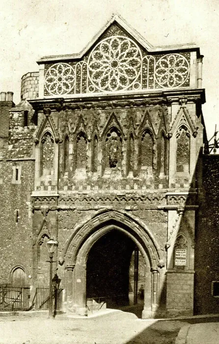 Framed Print : St Ethelbert's Gate, Norwich, Norfolk Framed Print : St Ethelbert's Gate, Norwich, Norfolk