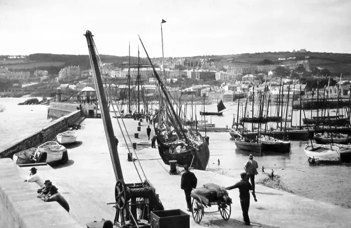 Framed Print : St. Ives Cornwall - early 1900s Framed Print : St. Ives Cornwall - early 1900s