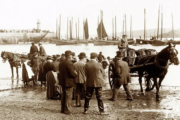 Framed Print : St. Ives Fishermen Victorian period Framed Print : St. Ives Fishermen Victorian period