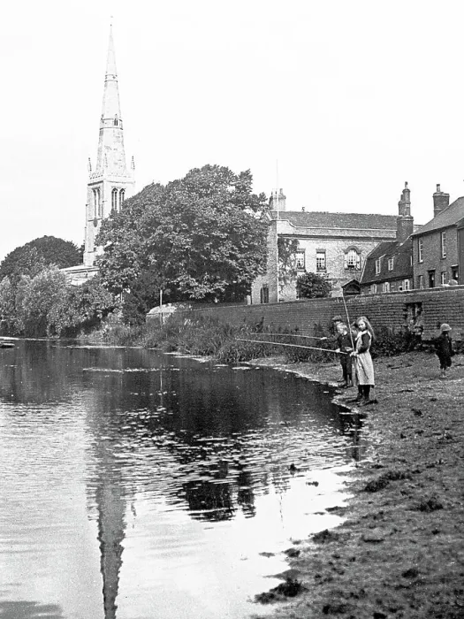 Framed Print : St. Ives near Huntingdon early 1900s Framed Print : St. Ives near Huntingdon early 1900s