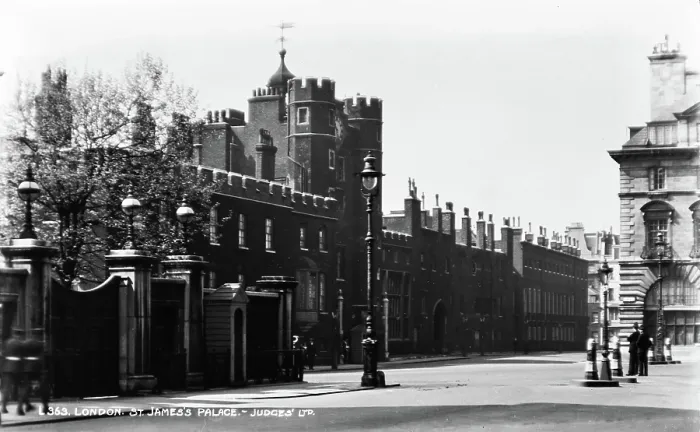 Framed Print : St. James's Palace, London Framed Print : St. James's Palace, London