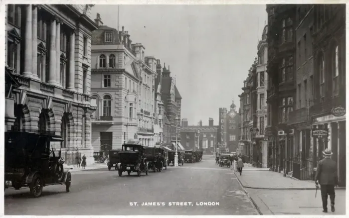 Framed Print : St. Jamess Street, London Framed Print : St. Jamess Street, London