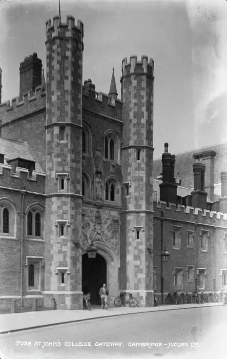 Framed Print : St. John's College Gateway Framed Print : St. John's College Gateway