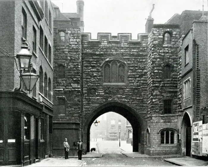 Framed Print : St Johns Gate, Clerkenwell, London Framed Print : St Johns Gate, Clerkenwell, London