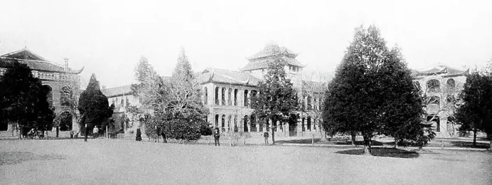 Framed Print : St. John's University, Shanghai, China, early 1900s Framed Print : St. John's University, Shanghai, China, early 1900s