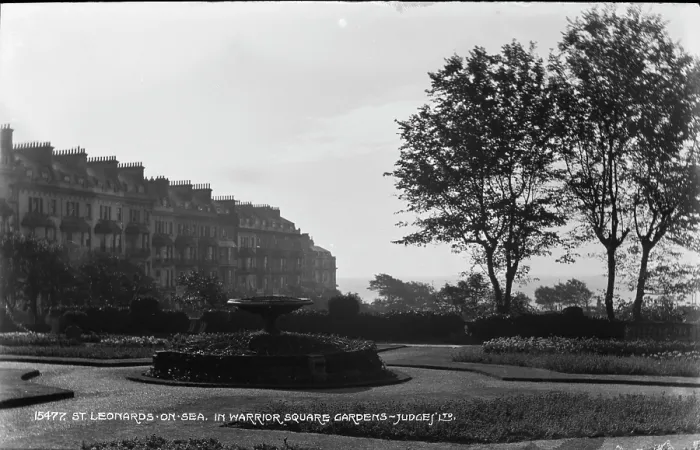 Framed Print : St. Leonards-on-Sea in Warrior Square Gardens Framed Print : St. Leonards-on-Sea in Warrior Square Gardens
