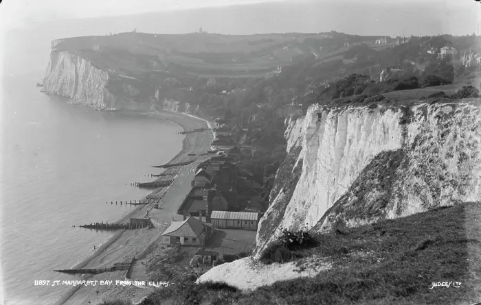 Framed Print : St. Margaret's Bay from the Cliffs Framed Print : St. Margaret's Bay from the Cliffs
