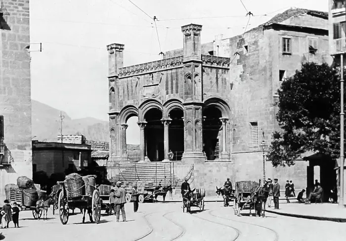 Framed Print : St. Maria Della Catena, Palermo, Sicily, Italy, early 1900s Framed Print : St. Maria Della Catena, Palermo, Sicily, Italy, early 1900s