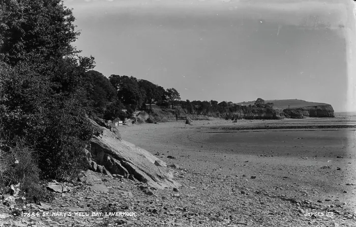 Framed Print : St. Mary's Well Bay, Lavernock Framed Print : St. Mary's Well Bay, Lavernock