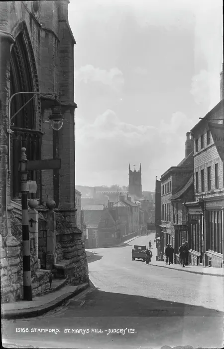 Framed Print : St. Mary's Hill, Stamford