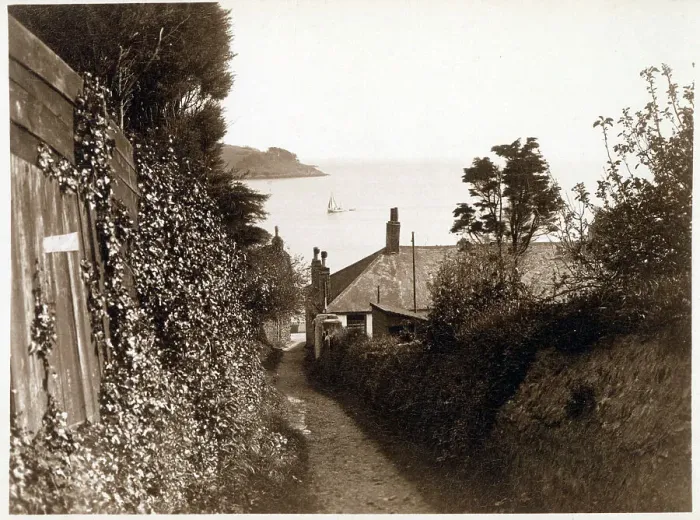 Framed Print : St Mawes, Cornwall - view toward the bay Framed Print : St Mawes, Cornwall - view toward the bay
