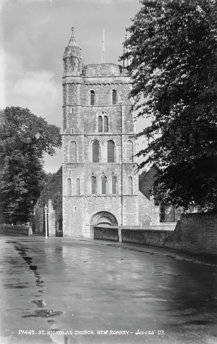 Framed Print : St. Nicholas Church Framed Print : St. Nicholas Church