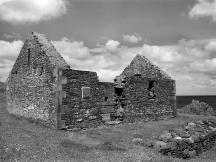 Framed Print : St. Ninians Chapel Framed Print : St. Ninians Chapel