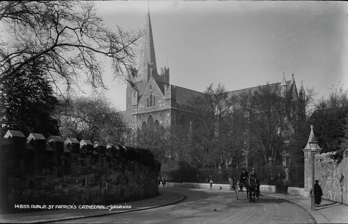 Framed Print : St. Patrick's Cathedral, Dublin Framed Print : St. Patrick's Cathedral, Dublin