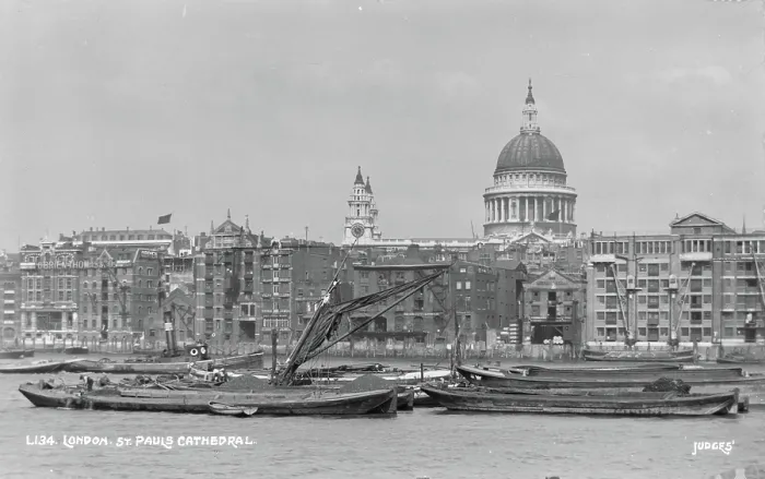 Framed Print : St. Paul's Cathedral, London Framed Print : St. Paul's Cathedral, London