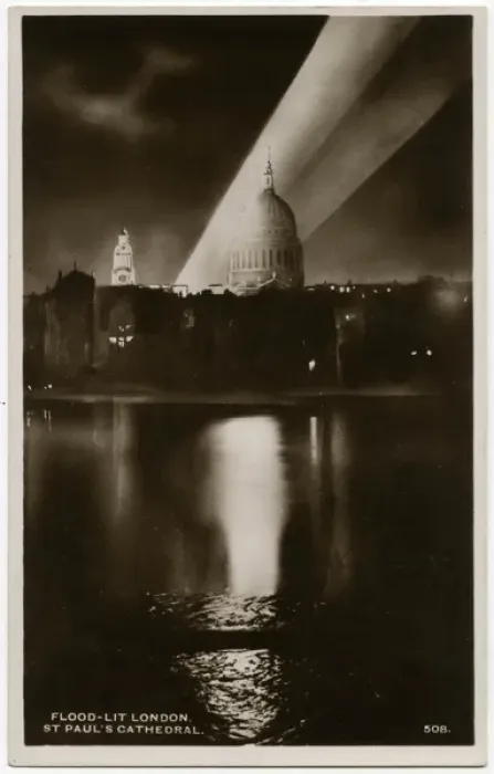 Framed Print : St. Pauls Cathedral, London - floodlit Framed Print : St. Pauls Cathedral, London - floodlit