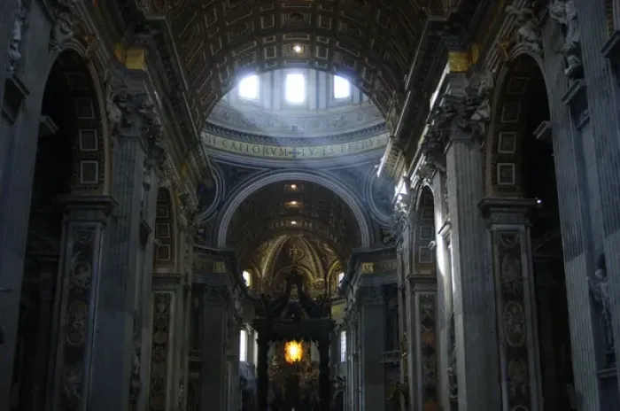 Framed Print : St. Peters Basilica. Madernos nave and the altar with Bern Framed Print : St. Peters Basilica. Madernos nave and the altar with Bern