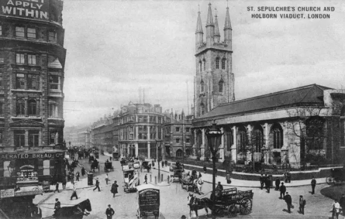 Framed Print : St Sepulchre / Holborn Via Framed Print : St Sepulchre / Holborn Via
