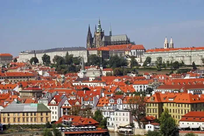 Framed Print : St. Vitus Cathedral, Prague Framed Print : St. Vitus Cathedral, Prague
