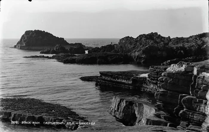 Framed Print : Stack Rock, Castletown Framed Print : Stack Rock, Castletown