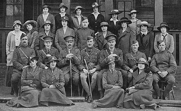 Staff & female motor drivers of Balloon Training Depot, RFC