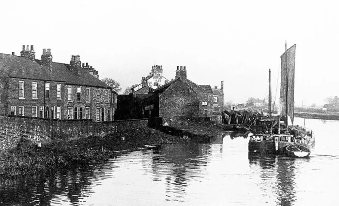 Framed Print : Stainforth The Canal early 1900s Framed Print : Stainforth The Canal early 1900s