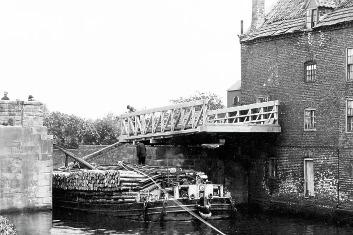 Framed Print : Stainforth The Canal early 1900s Framed Print : Stainforth The Canal early 1900s
