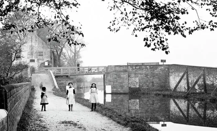 Framed Print : Stainforth The Canal early 1900s Framed Print : Stainforth The Canal early 1900s