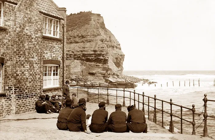 Framed Print : Staithes - Fishermen Framed Print : Staithes - Fishermen