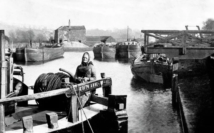 Framed Print : Stanley Ferry The Canal early 1900s Framed Print : Stanley Ferry The Canal early 1900s