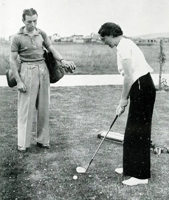 Framed Print : Stanley Matthews and wife playing golf in Rhyl Framed Print : Stanley Matthews and wife playing golf in Rhyl