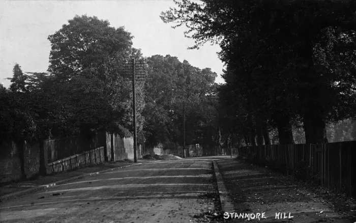Framed Print : Stanmore Hill, Stanmore, Middlesex Framed Print : Stanmore Hill, Stanmore, Middlesex