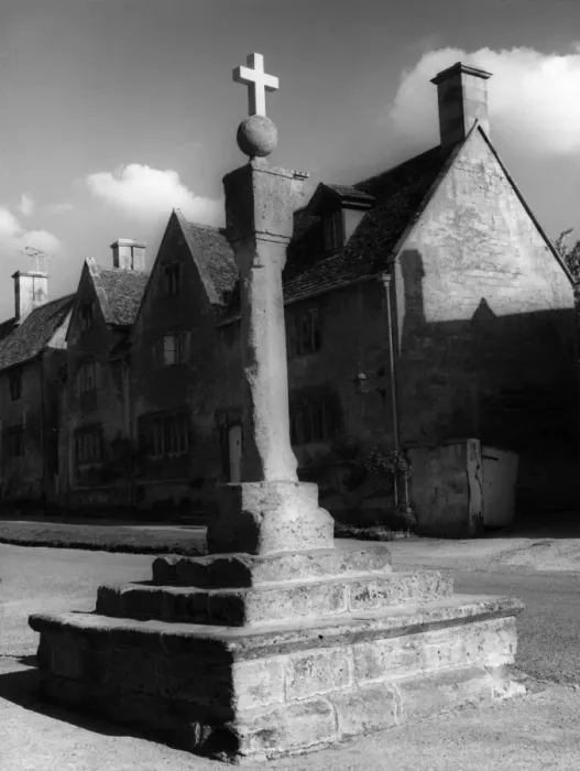 Framed Print : Stanton Village Cross Framed Print : Stanton Village Cross