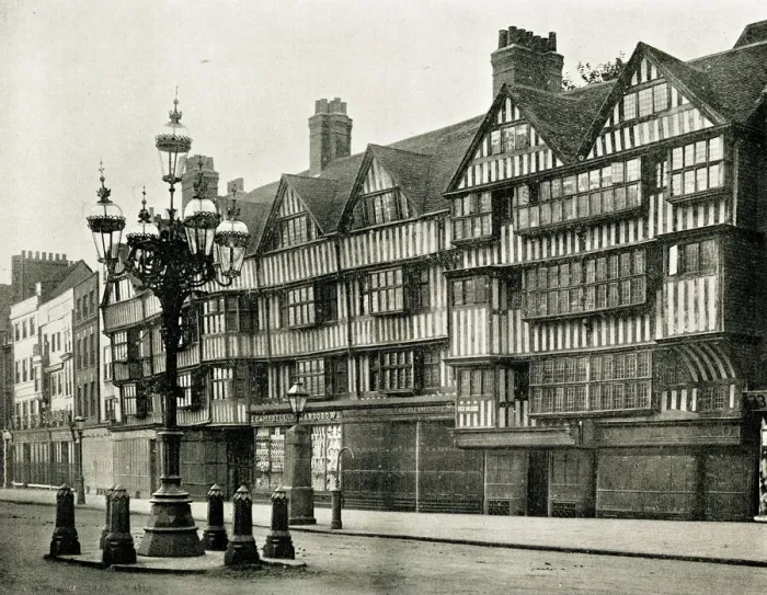 Framed Print : Staple Inn Buildings, Chancery Lane, London Framed Print : Staple Inn Buildings, Chancery Lane, London