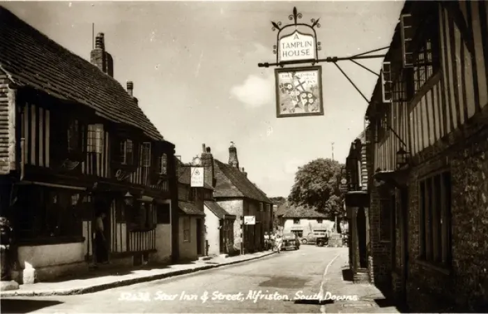 Framed Print : The Star Inn & Street, Alfriston, Sussex Framed Print : The Star Inn & Street, Alfriston, Sussex