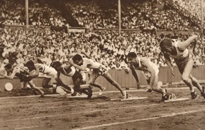 Framed Print : Start of a 100 Metre heat, 1948 London Olympics Framed Print : Start of a 100 Metre heat, 1948 London Olympics