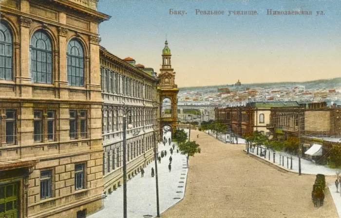 Framed Print : The State University and Nicolas Street, Baku Framed Print : The State University and Nicolas Street, Baku