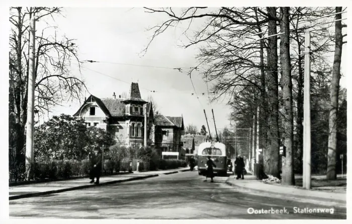 Framed Print : Station Road (Stationsweg), Oosterbeek, The Netherlands Framed Print : Station Road (Stationsweg), Oosterbeek, The Netherlands