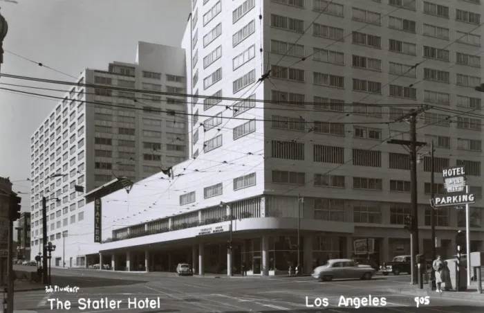 Framed Print : Statler Hotel, Los Angeles, California, USA Framed Print : Statler Hotel, Los Angeles, California, USA