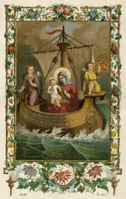 Framed Print : Statue Arrives in Boat Framed Print : Statue Arrives in Boat