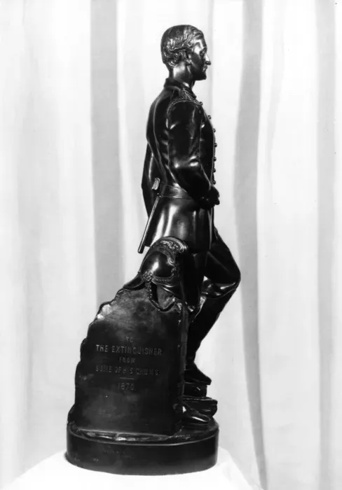 Framed Print : Statue of Captain Sir Eyre Massey Shaw Framed Print : Statue of Captain Sir Eyre Massey Shaw