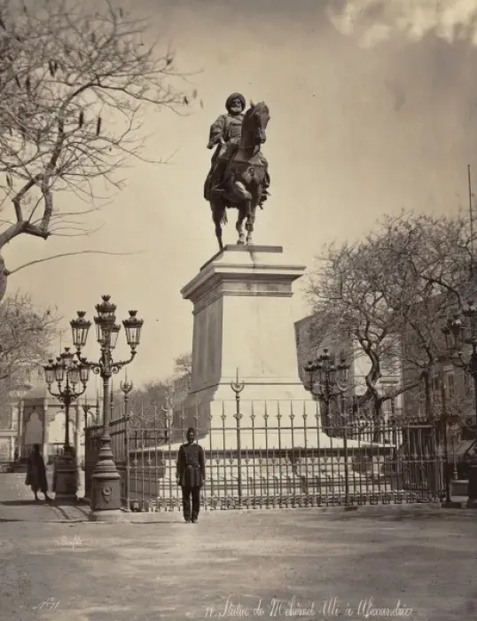 Framed Print : Statue de Mehemet Ali e Alexandrie Framed Print : Statue de Mehemet Ali e Alexandrie